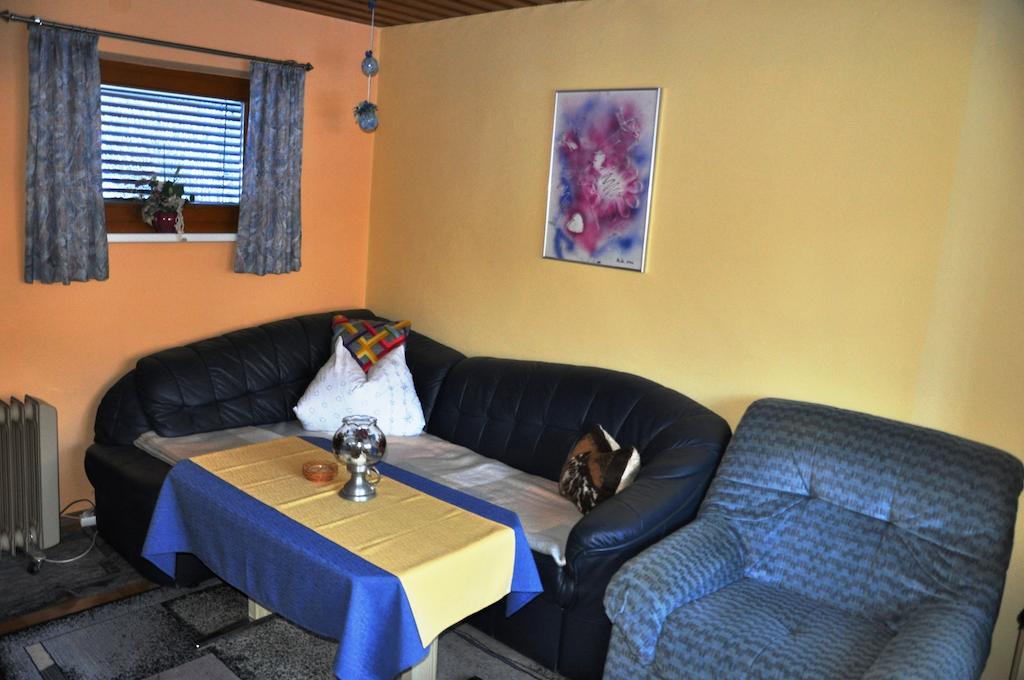 גונדרסהיים Ferienhaus Backstuber מראה חיצוני תמונה